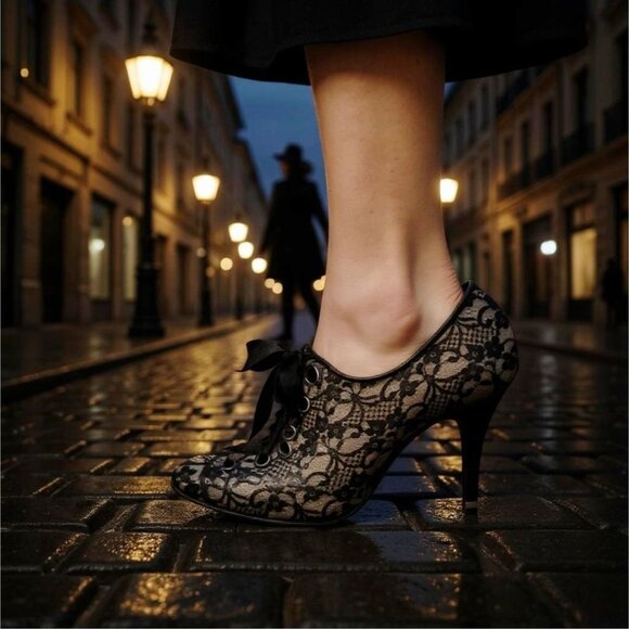High Heel Booties – by Beverly Feldman Nude & Black Lace w/ Satin Bow – Size 8.5 - Picture 3 of 4